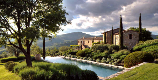 Castello di Reschio, zamak, divlji umbrijski seoski pejzaž sa italijanskim stilom | lux hoteli, la vie de luxe, magazin
